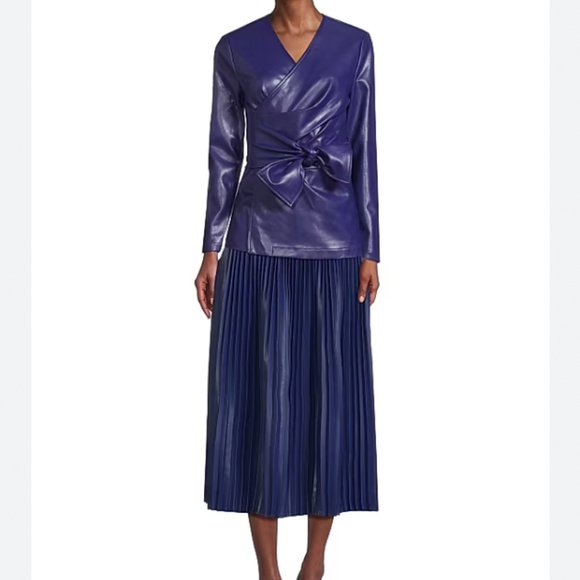 MISOOK FAUX LEATHER 2 PIECE SET - Picture 1 of 5